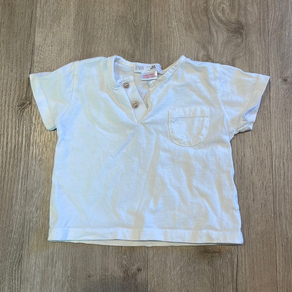Zara baby white tshirt - Picture 1 of 2